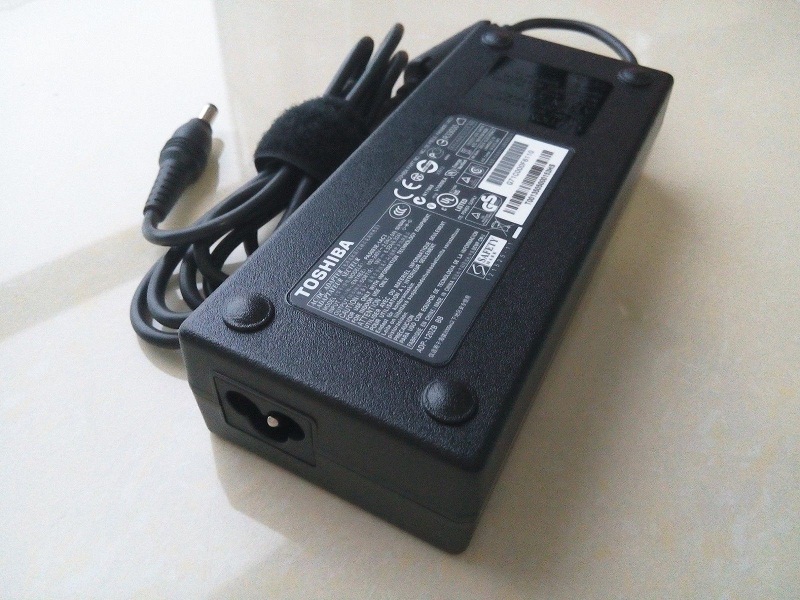 Sạc Adapter Laptop Toshiba 19V 6.32A