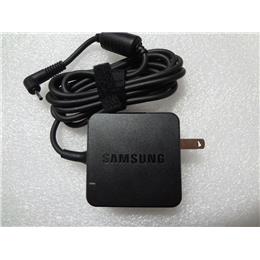 Sạc Laptop Samsung 12V 2.2A Vuông