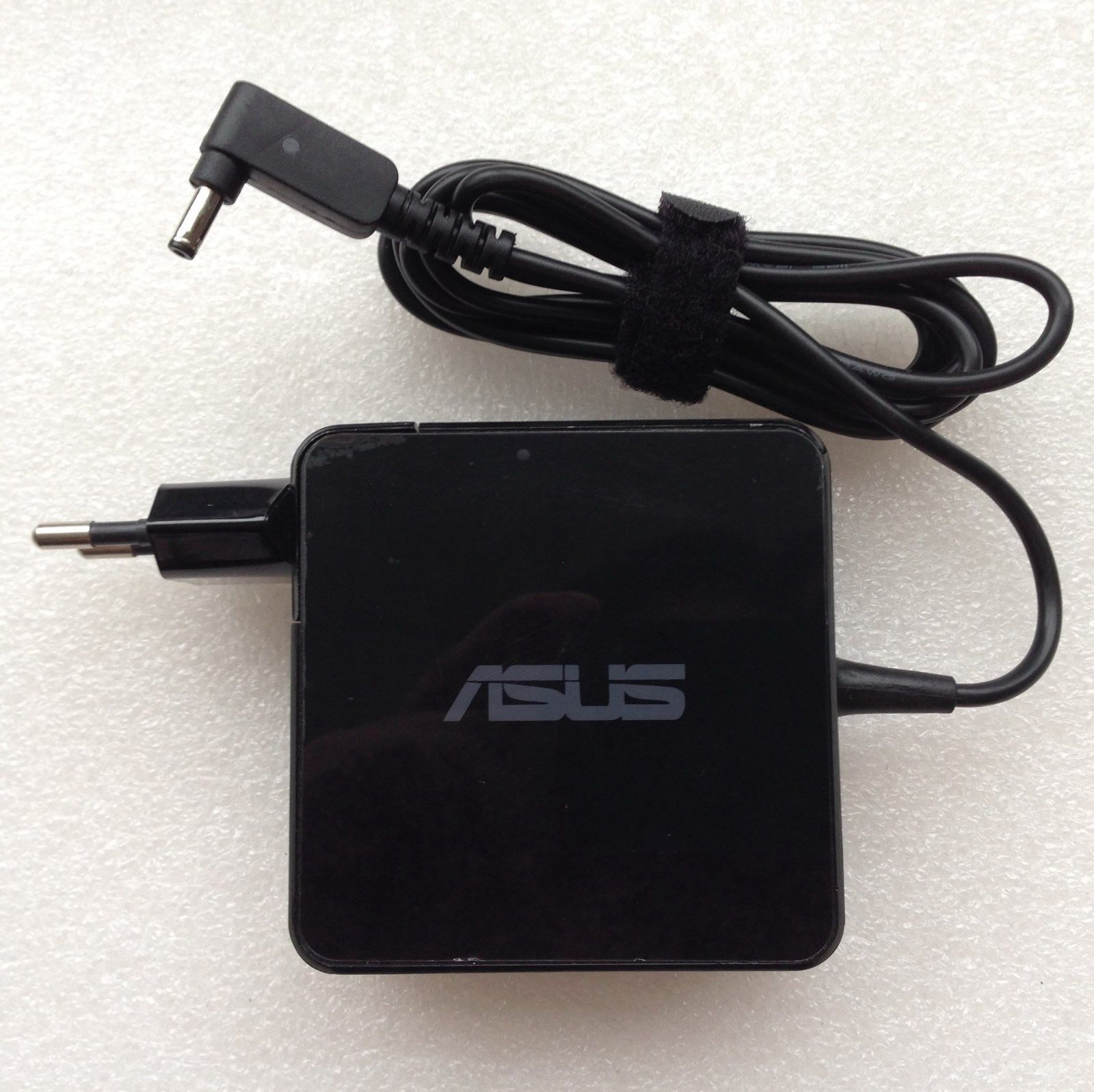 Sạc laptop Asus VivoBook Flip TP510UA